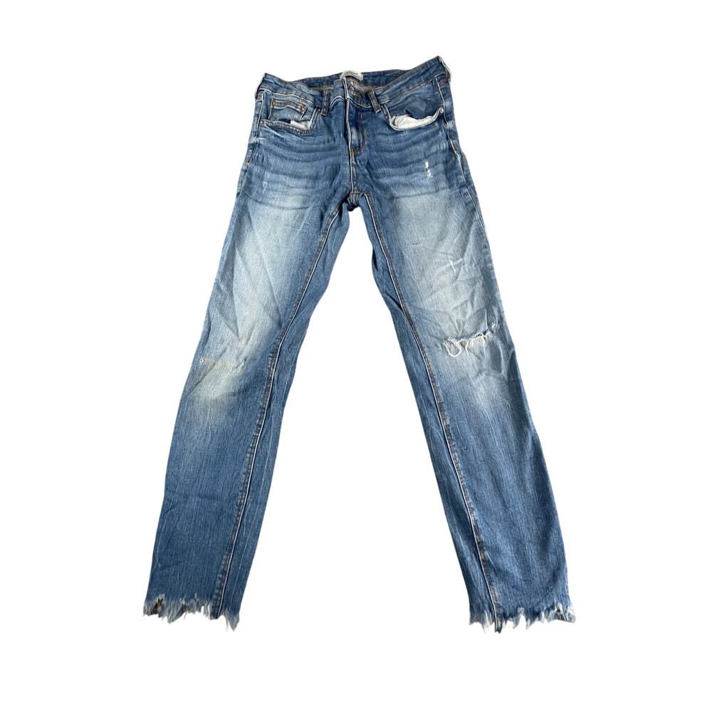 Zara Jeans Womens 6 Blue Denim Pants Distressed Raw Hem Straight Mid Rise